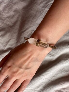 Gold Tone Hammered Bangle Bracelet Clear Quartz Crystal Statement